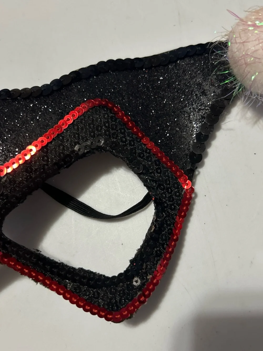 DC Comics Black Velvet Cat Eye Mask with Red Bead Trim